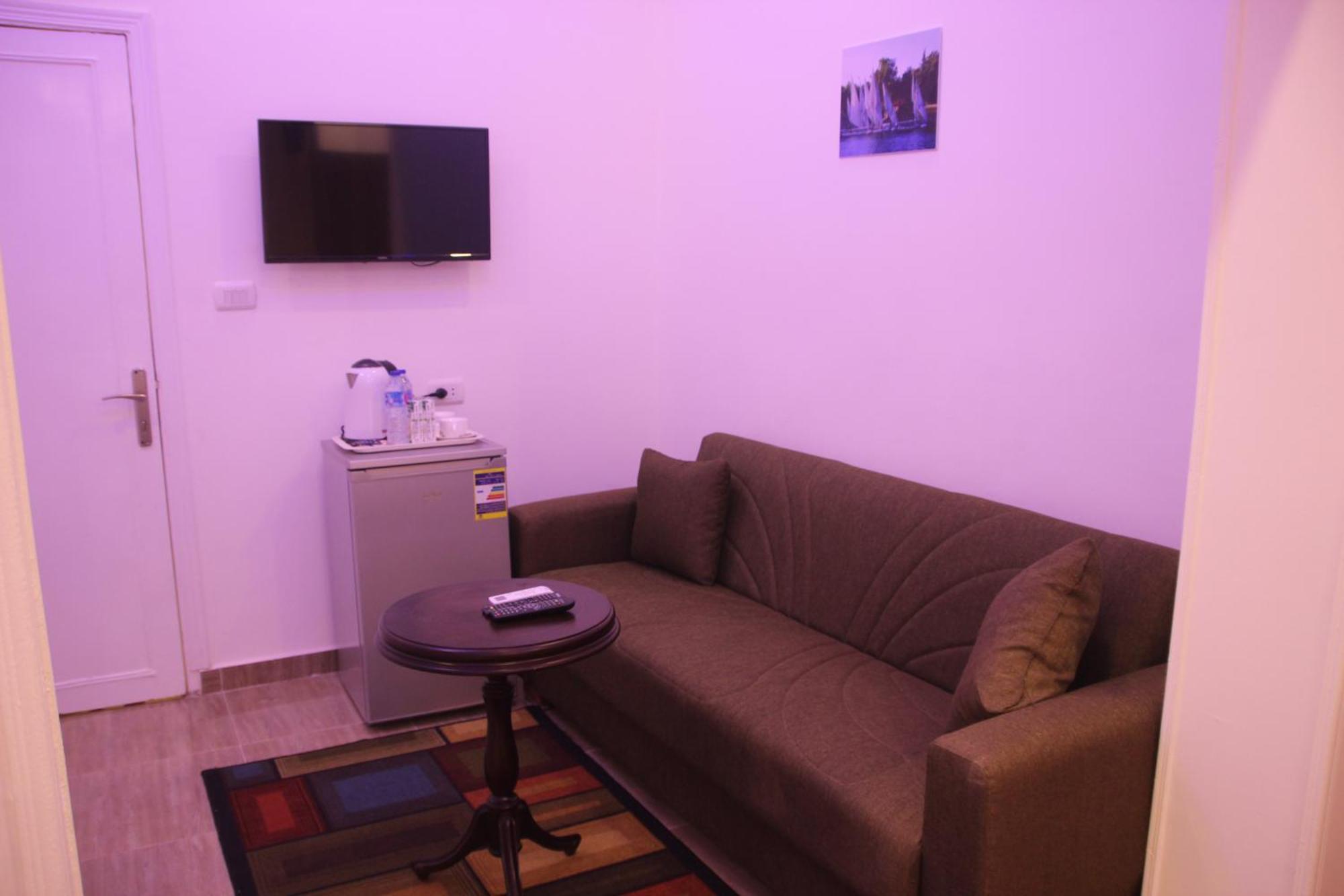 Farida Pyramids Boutique Hotel Kafret el-Gabal Exteriör bild