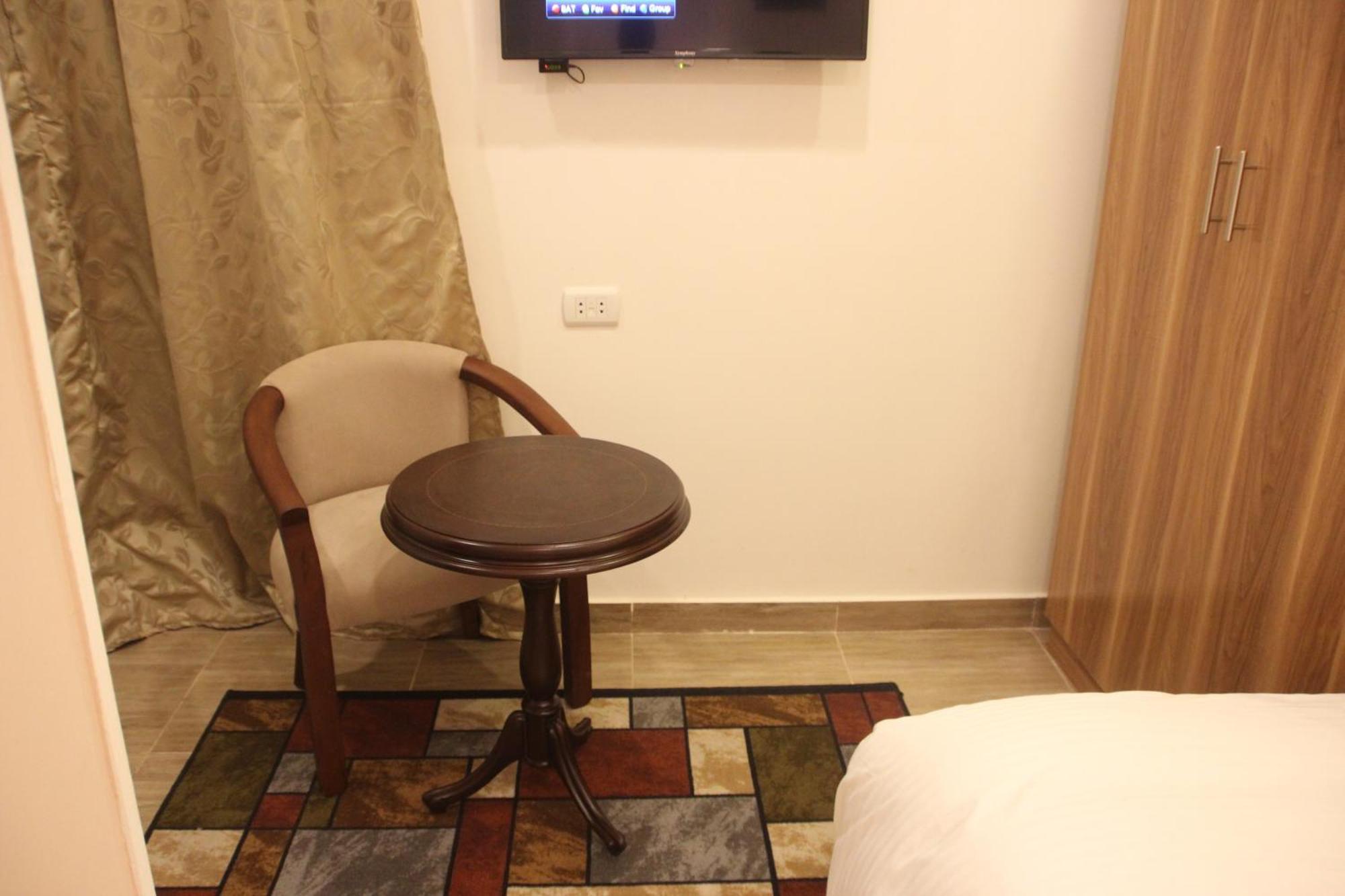 Farida Pyramids Boutique Hotel Kafret el-Gabal Exteriör bild