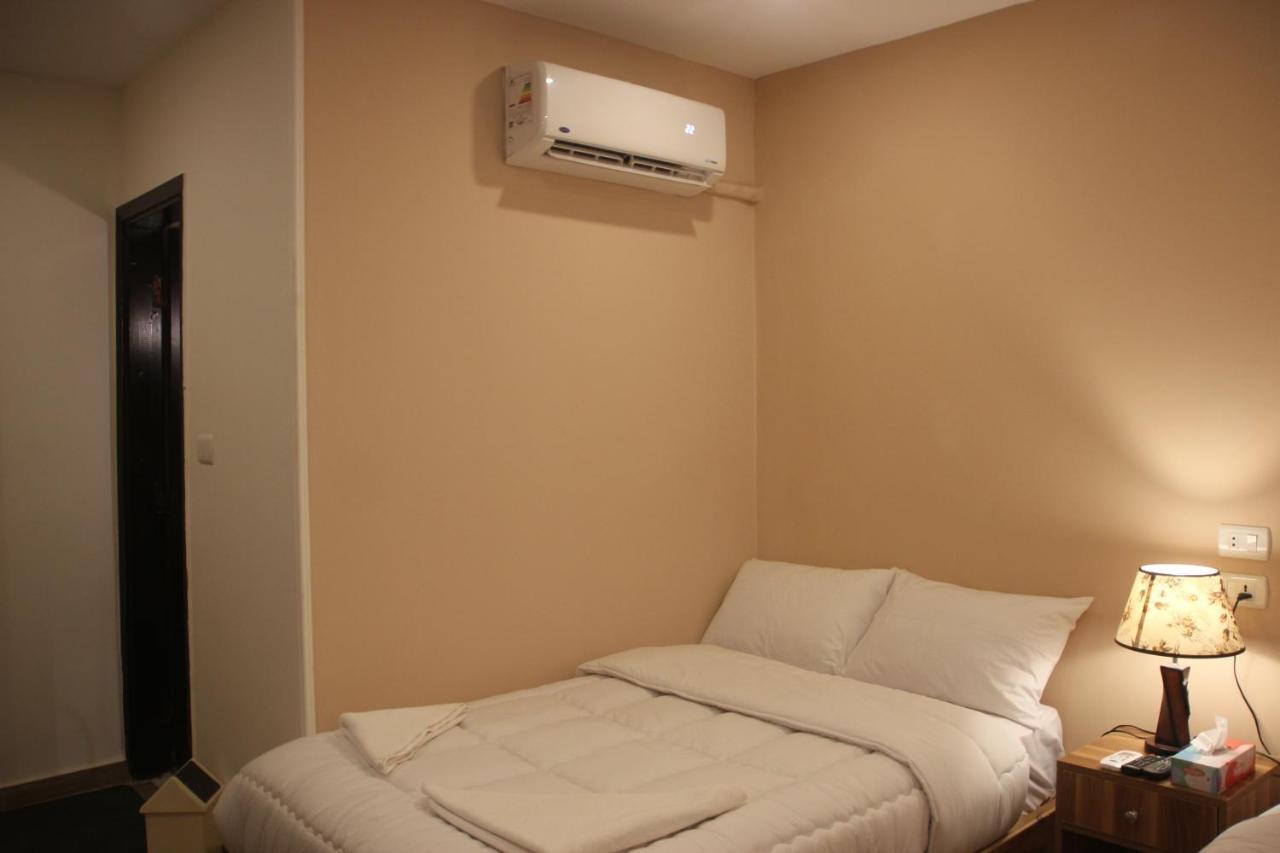 Farida Pyramids Boutique Hotel Kafret el-Gabal Exteriör bild