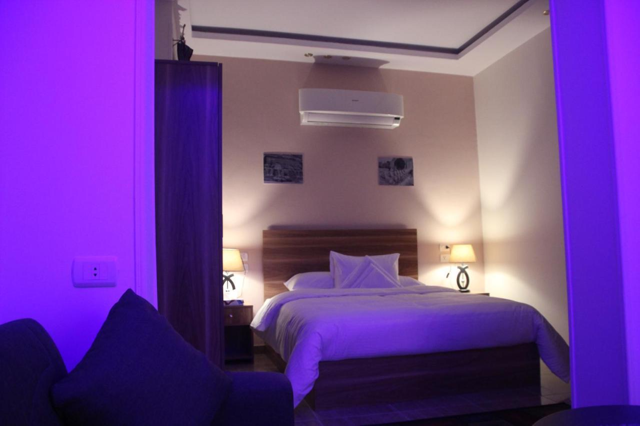 Farida Pyramids Boutique Hotel Kafret el-Gabal Exteriör bild