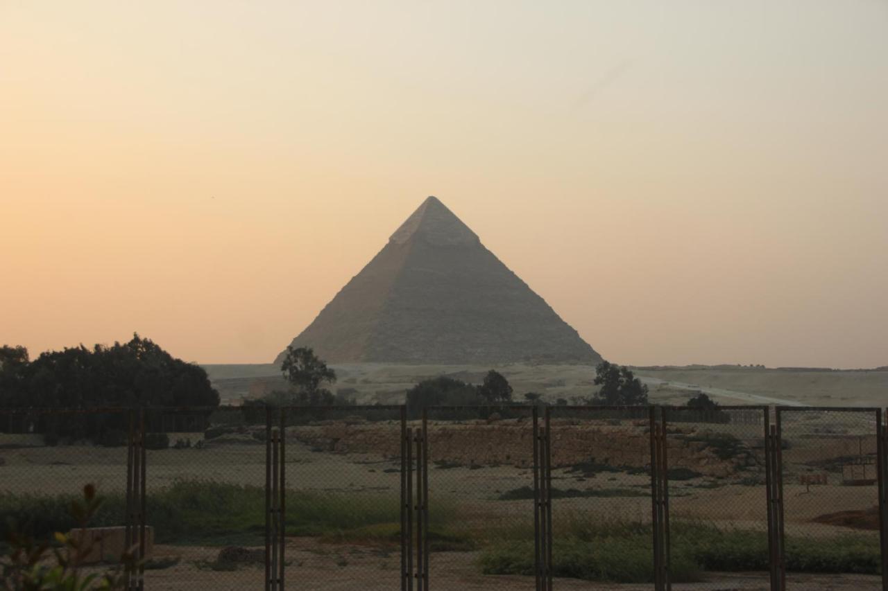 Farida Pyramids Boutique Hotel Kafret el-Gabal Exteriör bild