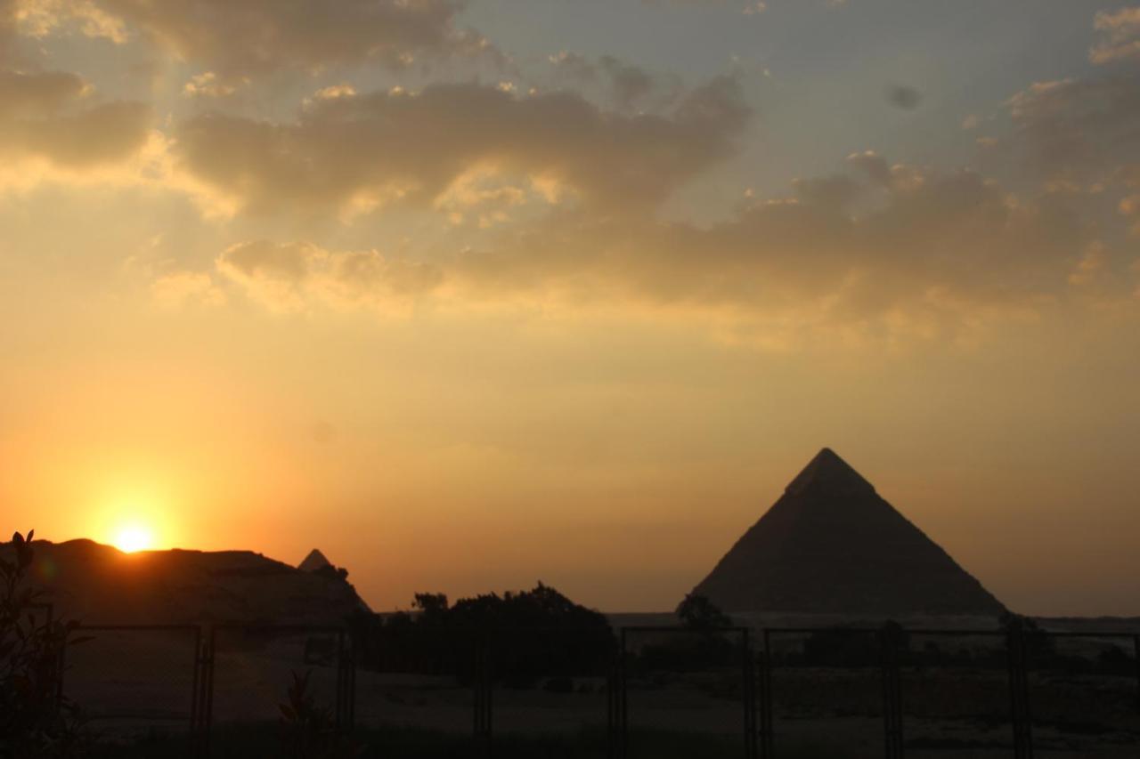 Farida Pyramids Boutique Hotel Kafret el-Gabal Exteriör bild