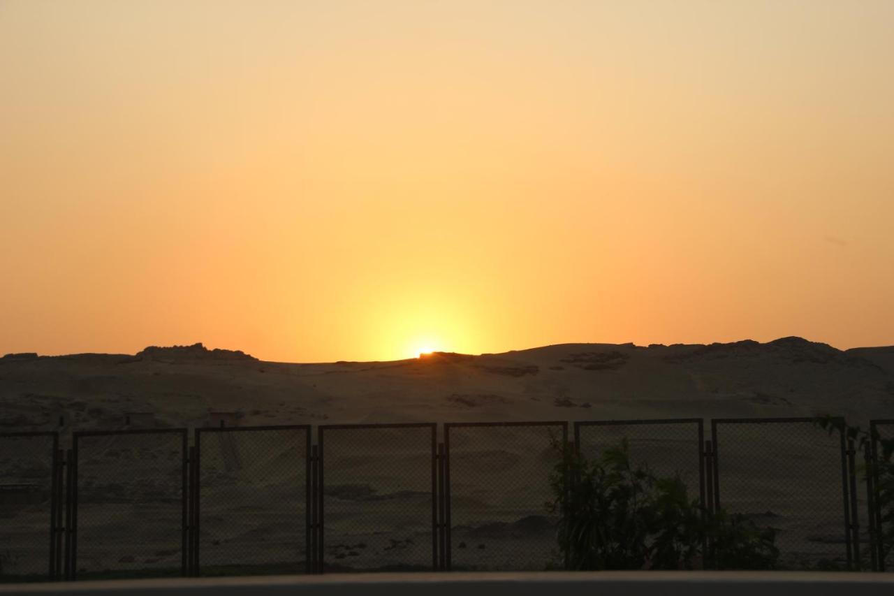 Farida Pyramids Boutique Hotel Kafret el-Gabal Exteriör bild