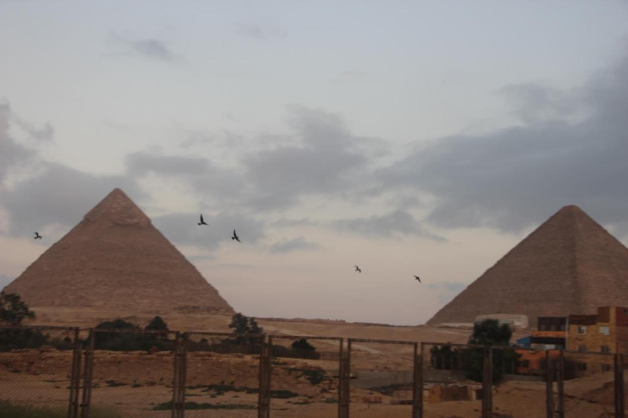 Farida Pyramids Boutique Hotel Kafret el-Gabal Exteriör bild
